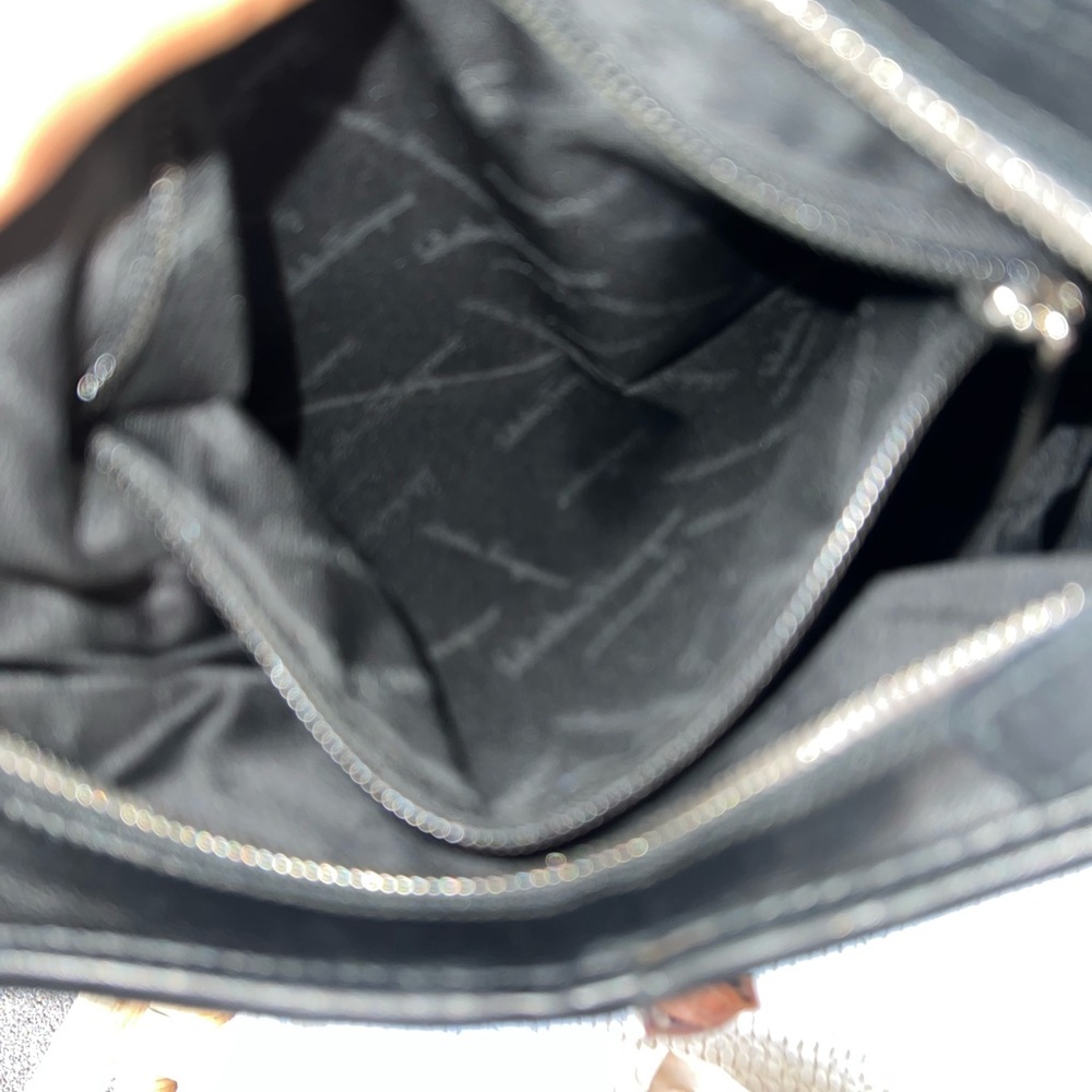 Vintage Y2K Salvatore Ferragamo Gancini Hobo Shoulder Bag – Black –Made in Italy - Picture 10 of 13
